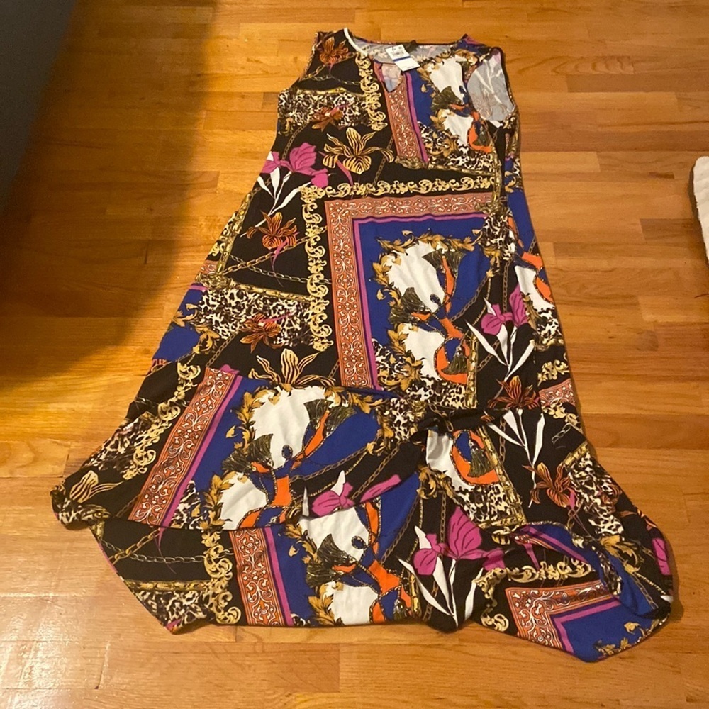 NWT Women’s Thalia Sodi dress. Multiple colors. Size XL